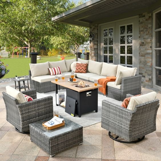 Outdoor Furniture - Gear Elevation