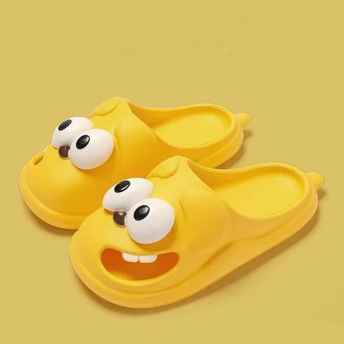 Cartoon Closed - Toe Slippers with Hole – Non - Slip Summer Slippers for Women, Perfect for Indoor Comfort and Outdoor Style - Gear Elevation