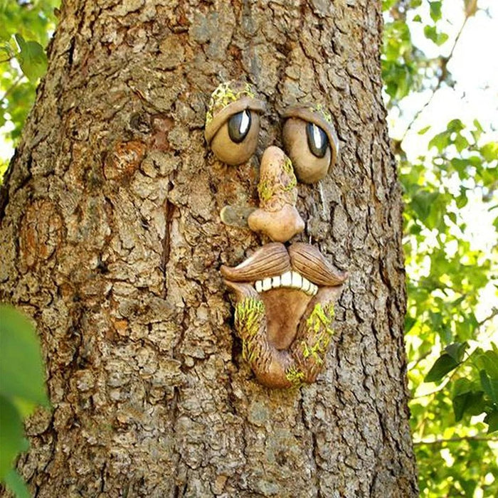 Enchanted Tree Face - Outdoor Tree Amusing Old Man Face Sculpture - Gear Elevation