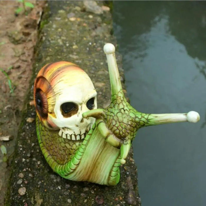 Halloween Snail Skull - Statue Resin Horror Skeleton Sculpture Gothic Outdoor Garden Decoration Figurine - Gear Elevation