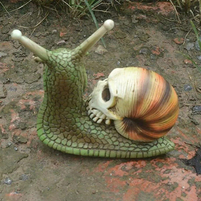 Halloween Snail Skull - Statue Resin Horror Skeleton Sculpture Gothic Outdoor Garden Decoration Figurine - Gear Elevation