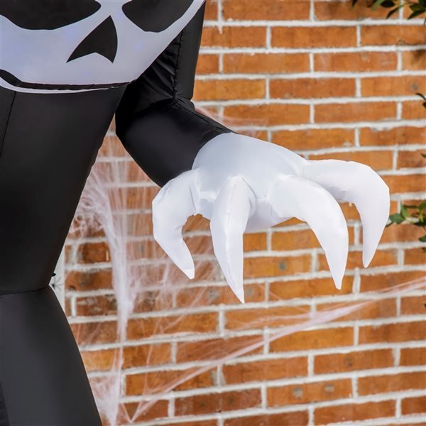 Inflatable Ghost with Horns - Yard Decorations with Flame Projection - Gear Elevation