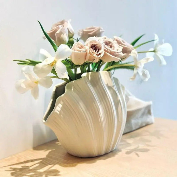 Sea Shell Ceramic Vase - Floral Arrangement and Terrarium Room Decoration Accessories - Gear Elevation