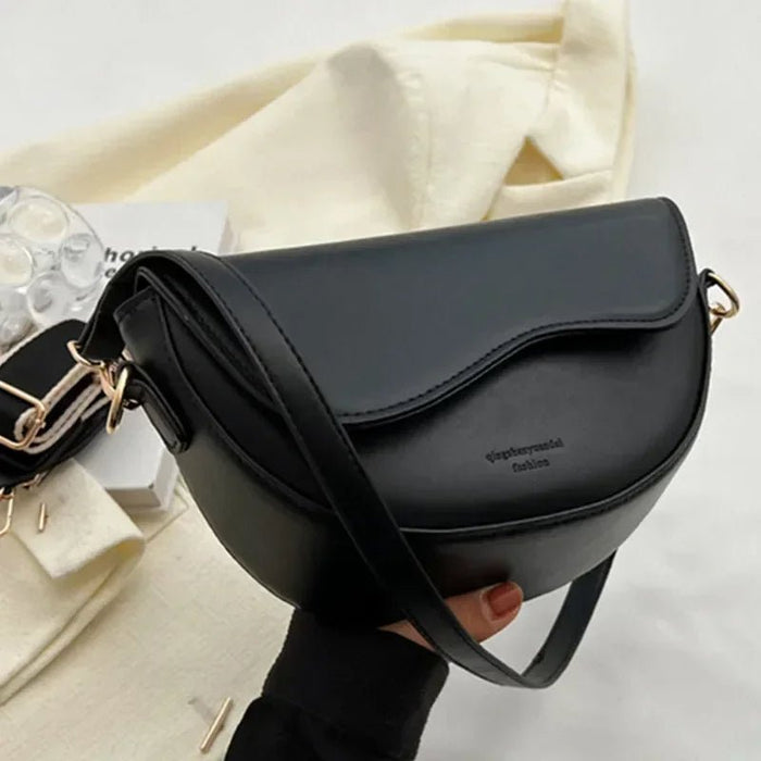 Vintage Leather Saddle Bag – Summer Chain Shoulder & Crossbody Underarm Handbag for Stylish Women - Gear Elevation