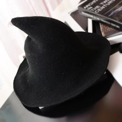 Fashion Knitted Witch's Hat - Gear Elevation