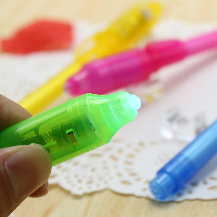 UV Light Creative Stationery Invisible Ink Pen - Gear Elevation
